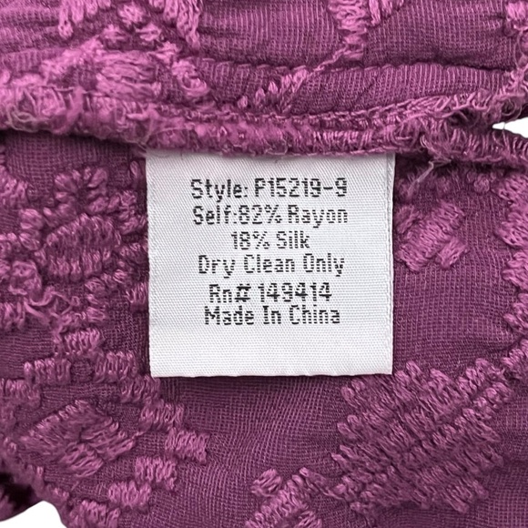Johnny Was Boatneck Embroidered Velvet Rayon Silk-Blend Purple Tunic Top Size S - Picture 8 of 9